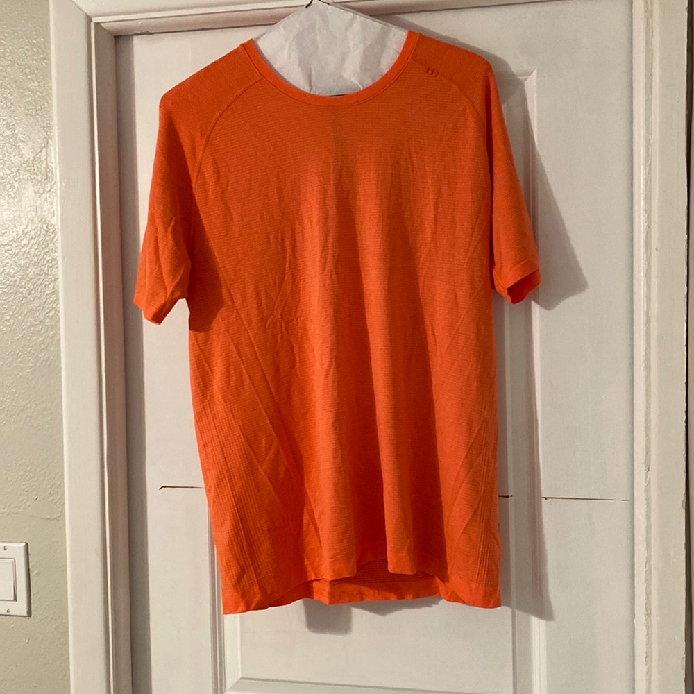 Lululemon Metal vent tech SS shirt